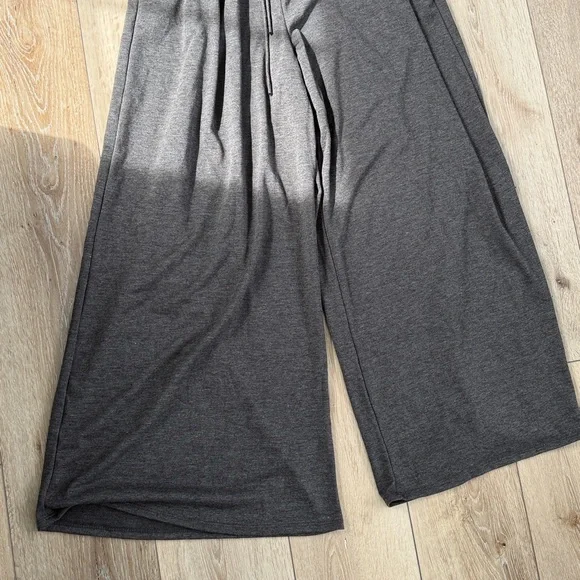 Three Bird Nest Gray Wide Leg Jumpsuit Sleeveless High Neck New - Picture 3 of 9